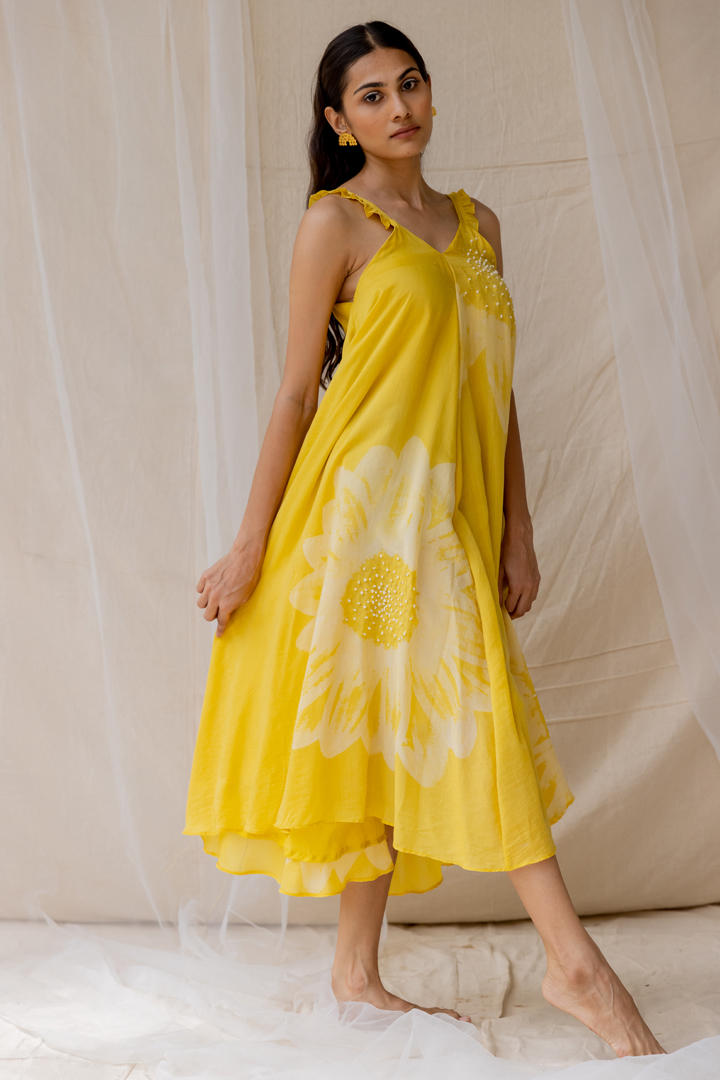 Dancing sunflower dress - yellow