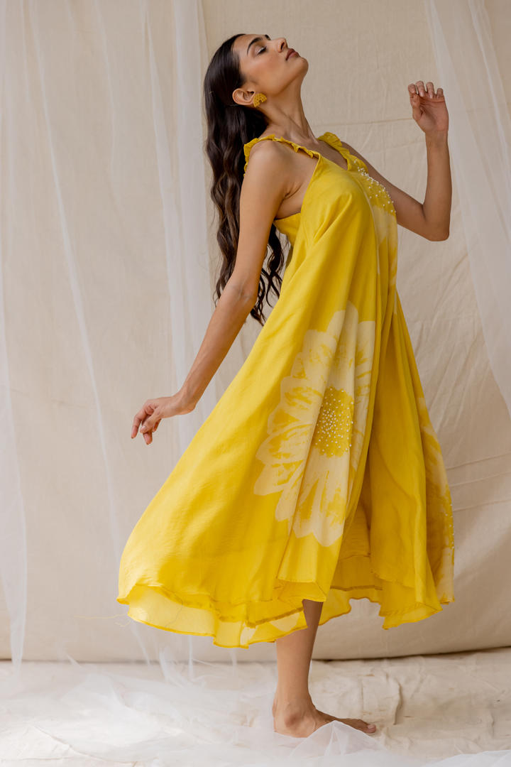 Dancing sunflower dress - yellow