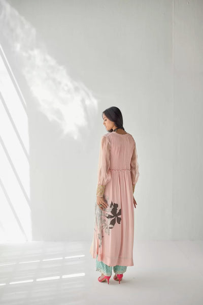 NUDE PINK SIDE FLOWER KURTA SET