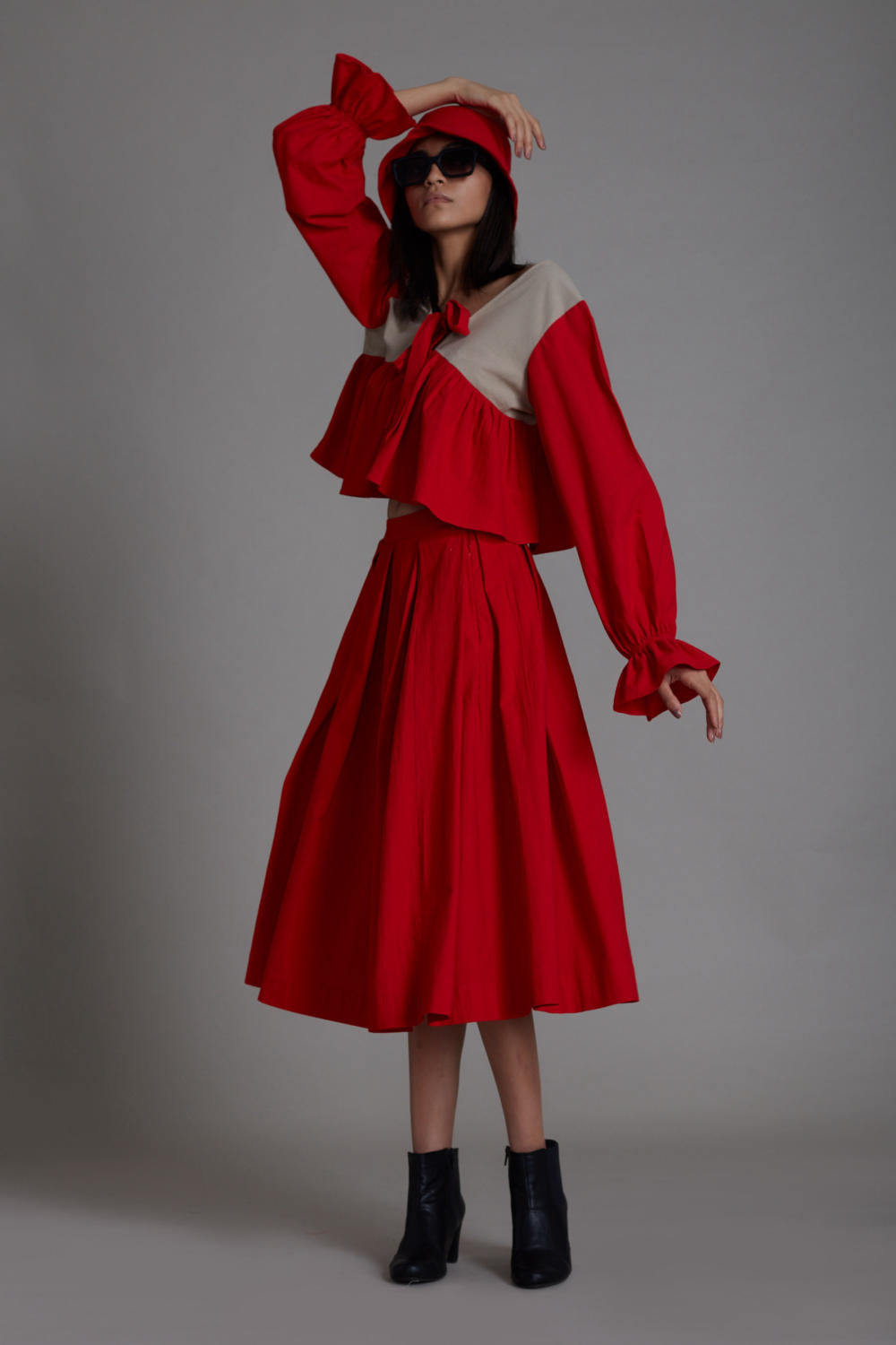Red & Beige Bow Set