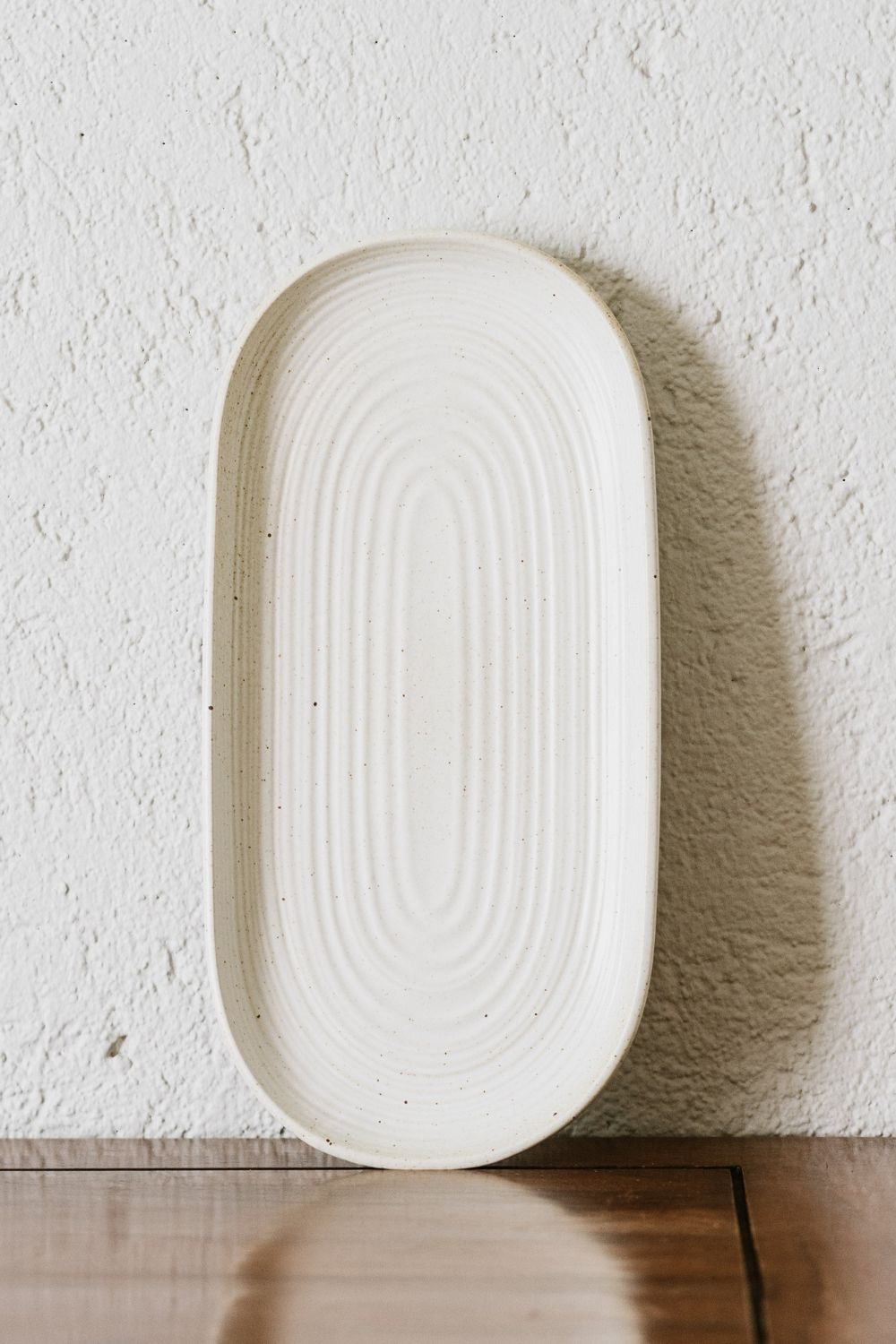 Speckled White Oval Serving Plate (14")