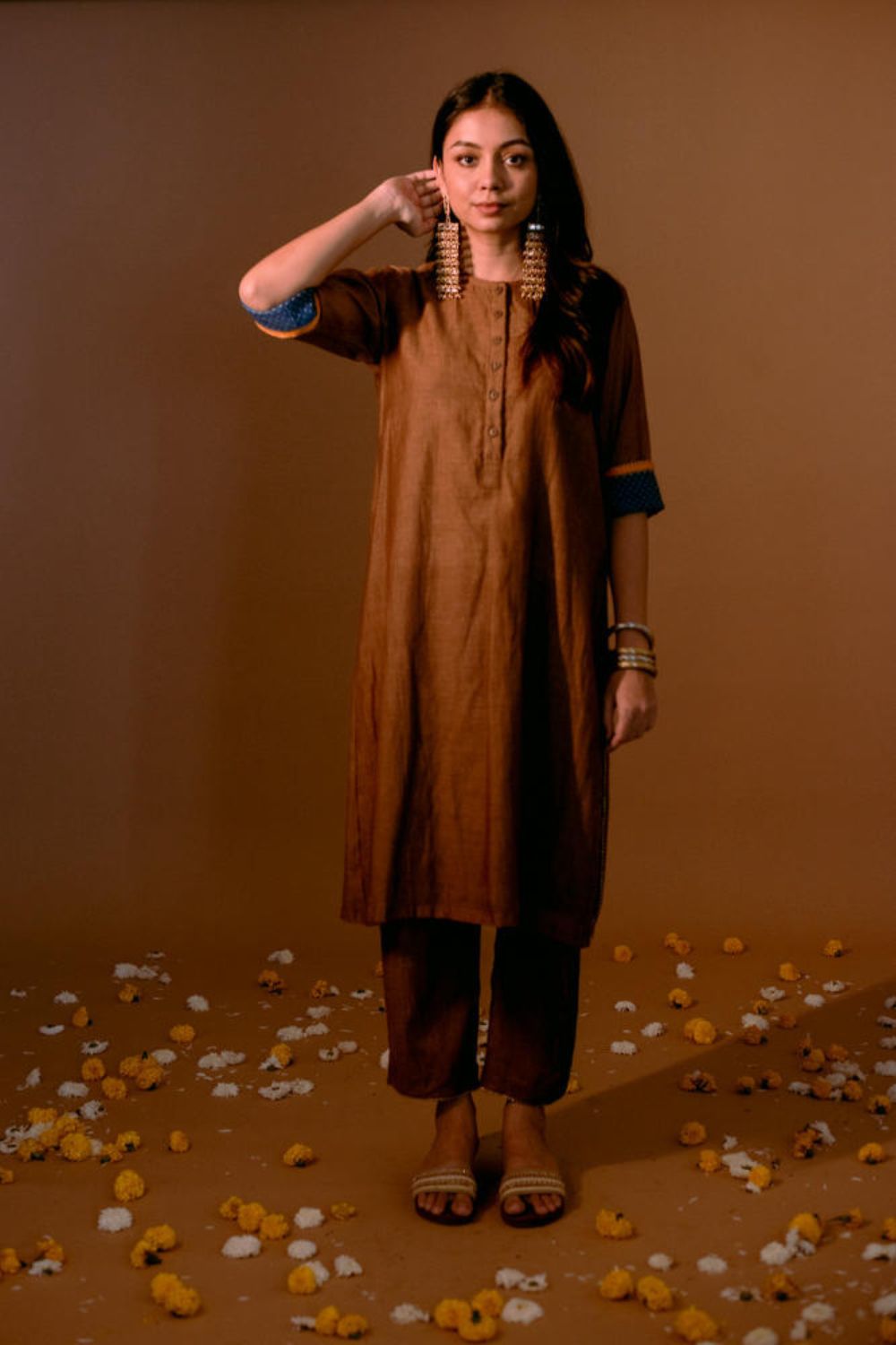 Amira Set