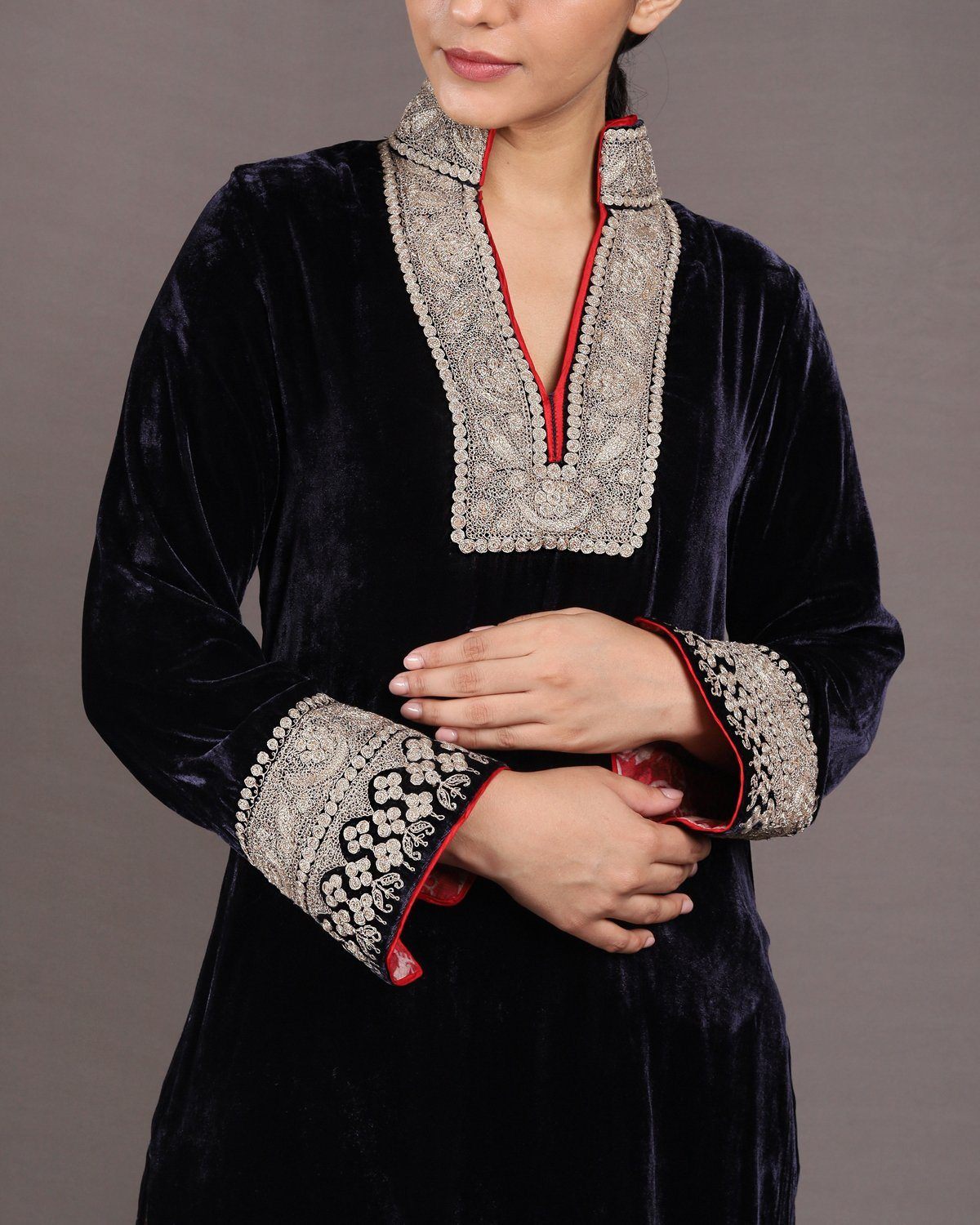 Aasma Kurta Canvas & Weaves