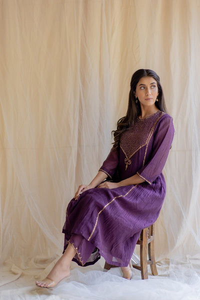 Aubergine Fridaus Abho and Izaar Fashion Nirjara