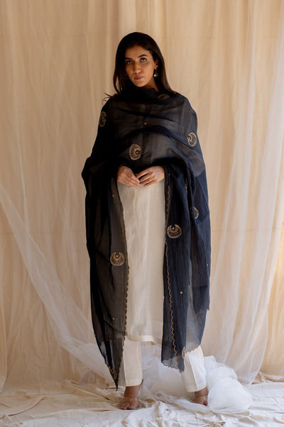 Black Chaand Odhani Fashion Nirjara