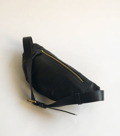 Black fanny pack Fashion Khara Kapas