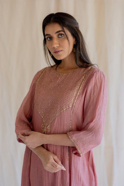 Blush Fridaus Abho and Izaar Fashion Nirjara