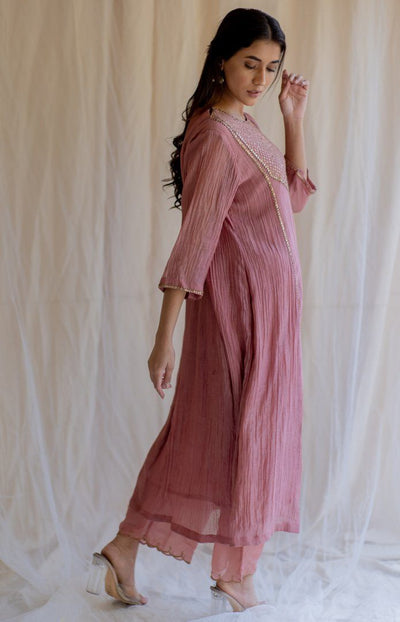 Blush Fridaus Abho and Izaar Fashion Nirjara