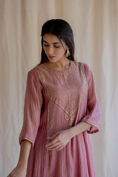 Blush Fridaus Abho and Izaar Fashion Nirjara