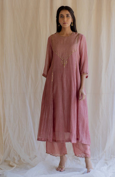 Blush Fridaus Abho and Izaar Fashion Nirjara
