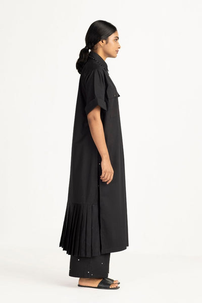 Bottom Pleat Shirt - Black Fashion THREE