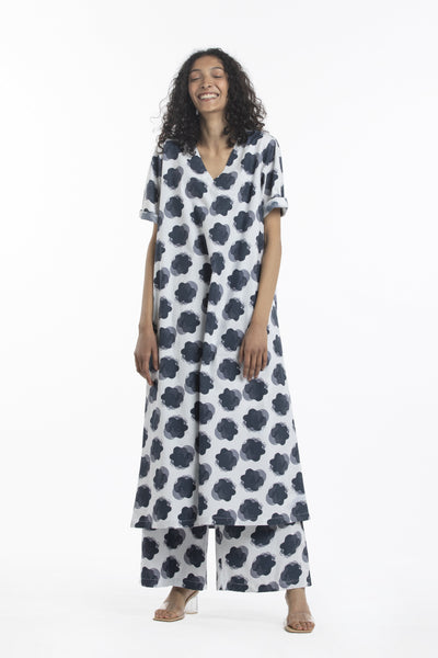 BROAD BOTTOM-NAVY FLORAL Fashion THREE