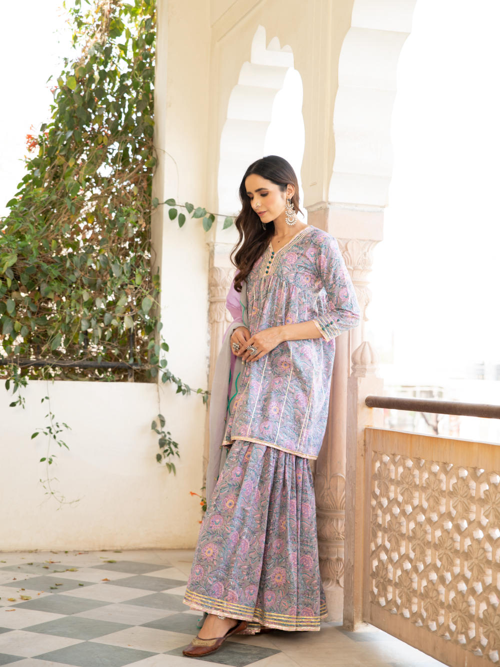 Chaand inaayat badli Fashion Maison Shefali