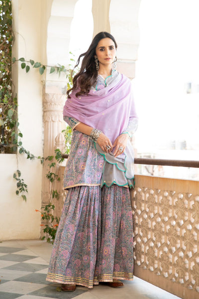 Chaand inaayat badli Fashion Maison Shefali