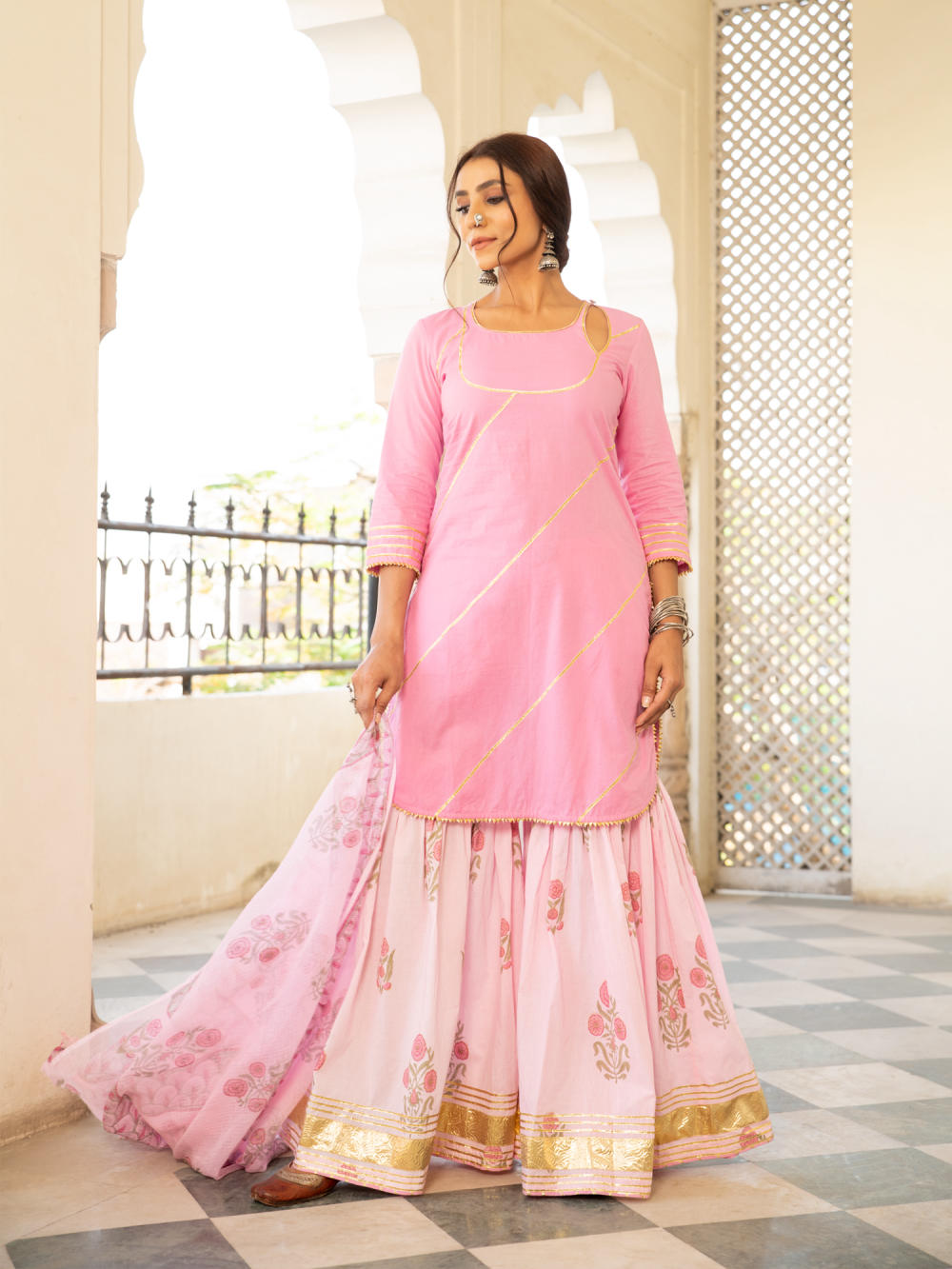 Chaand sharanya gulabi Fashion Maison Shefali