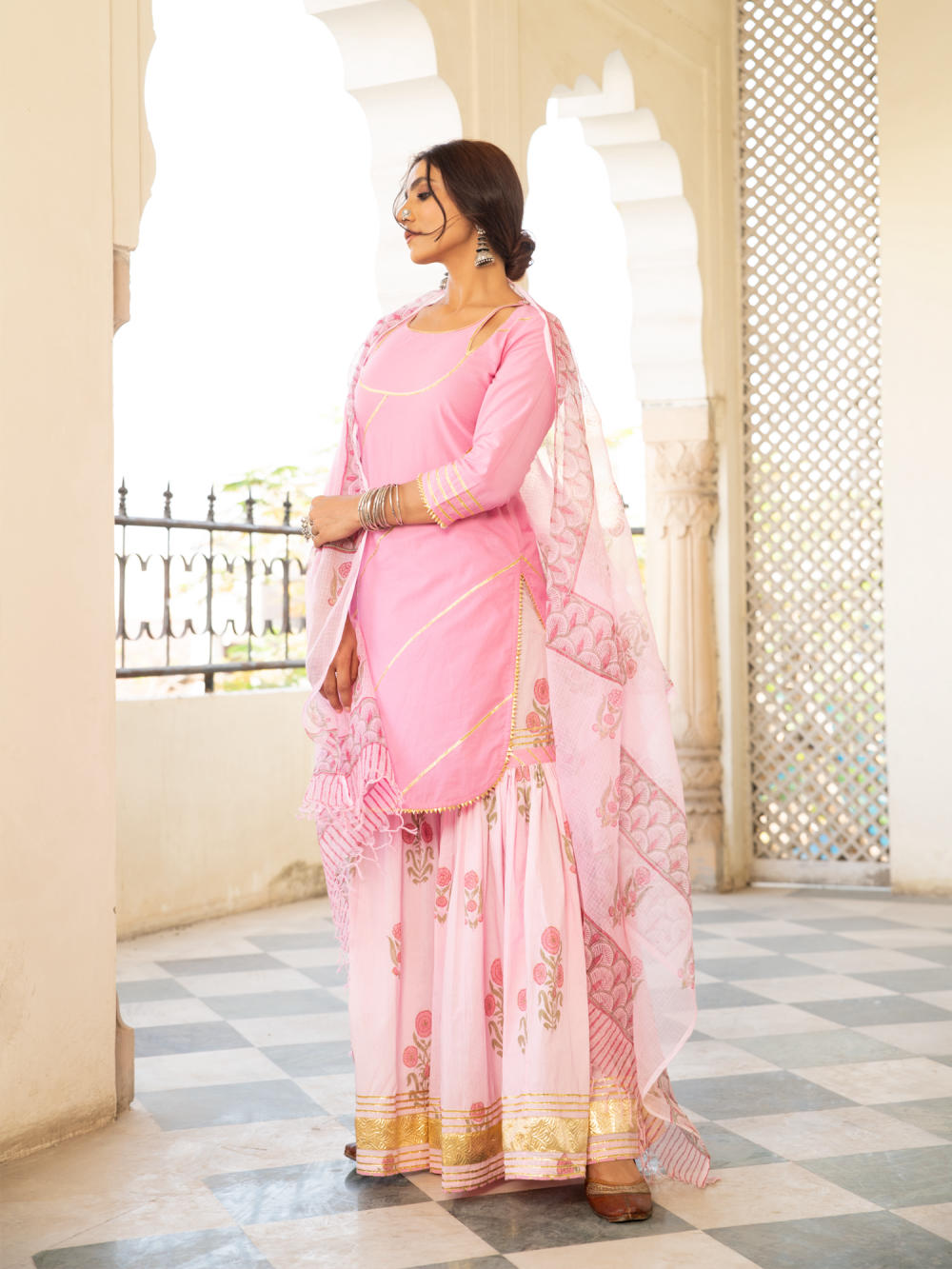Chaand sharanya gulabi Fashion Maison Shefali
