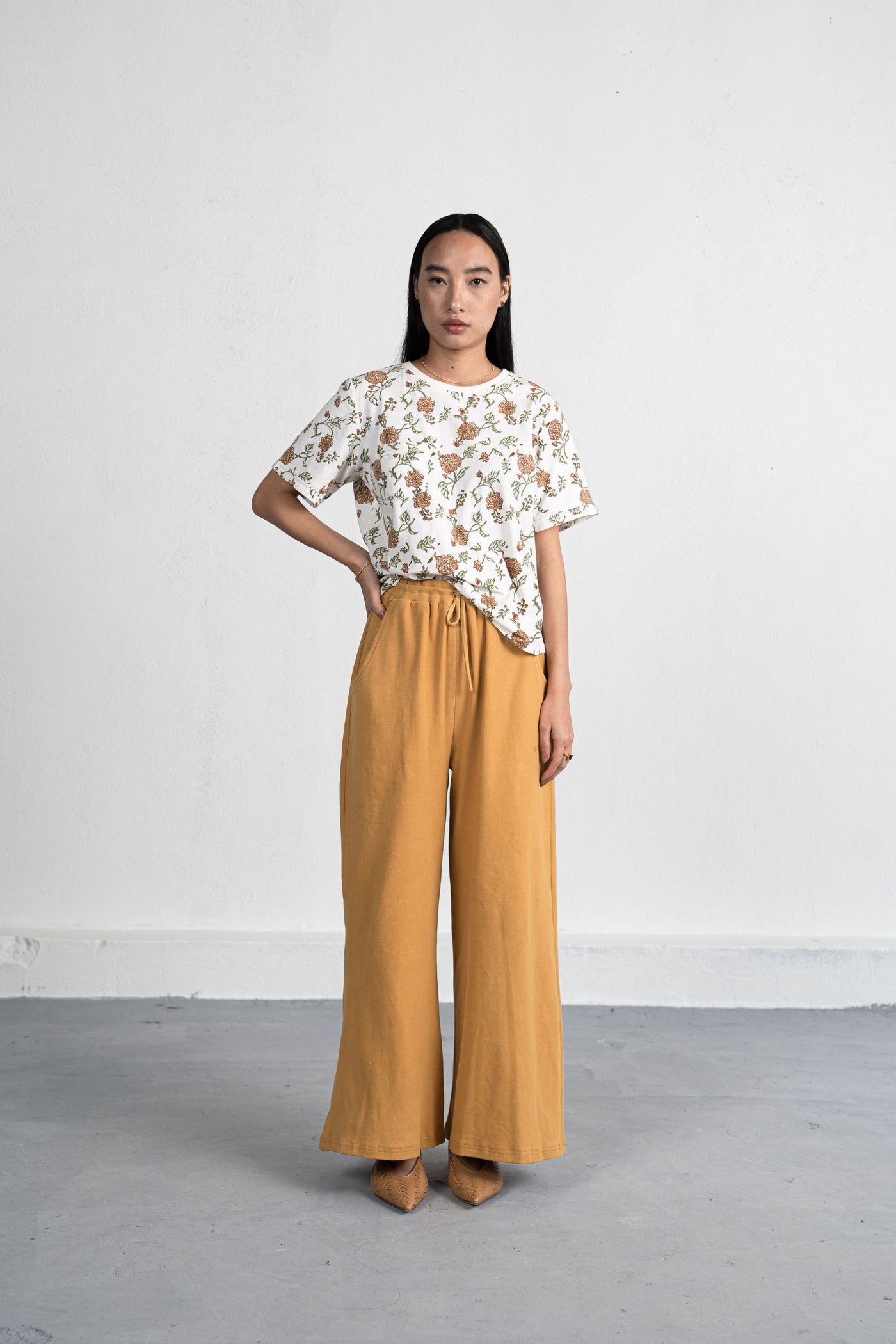 Dahlia Moon organic cotton knit t-shirt Fashion SUI 