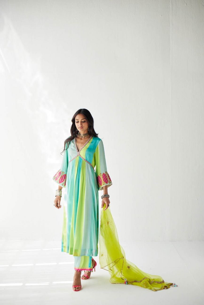 FEROZY BELL SLEEVE KURTA SET