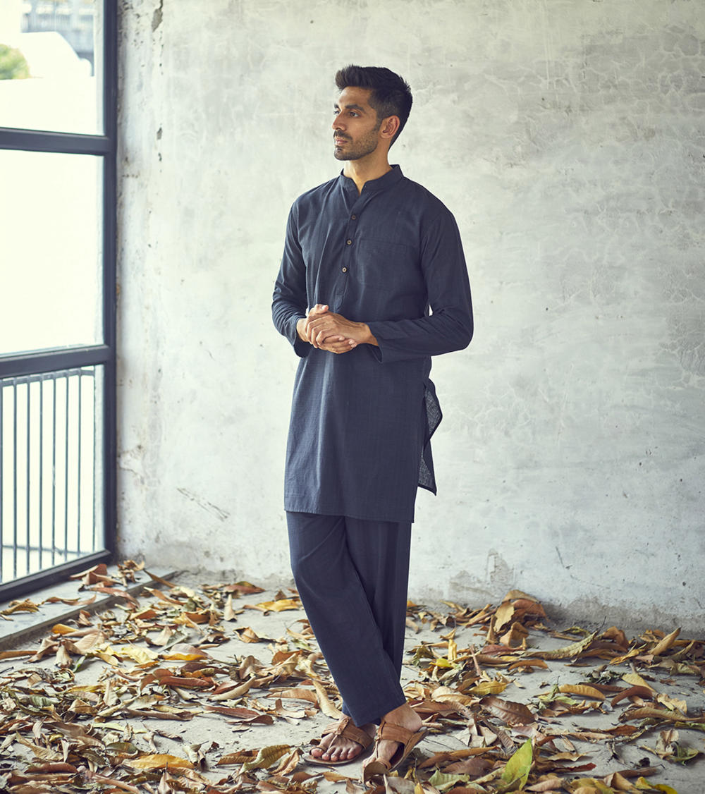 Dark night kurta set Men Khara Kapas Men
