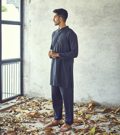 Dark night kurta set Men Khara Kapas Men