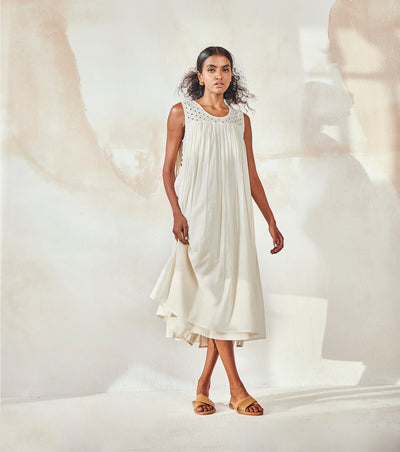 Egg Shell Fashion Khara Kapas
