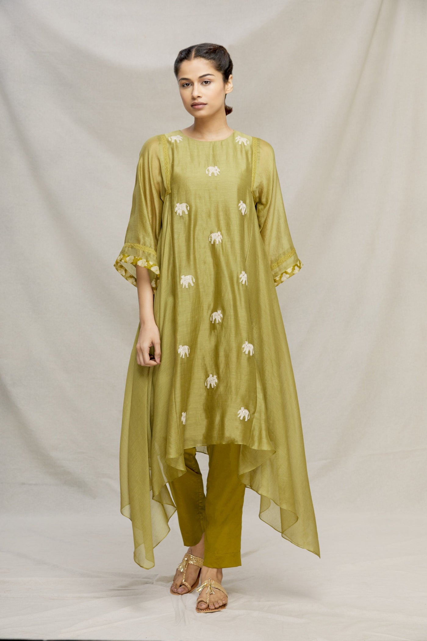 ELEPHANT HAND EMBROIDERED SIDE ASSY KURTA Fashion MYOHO 