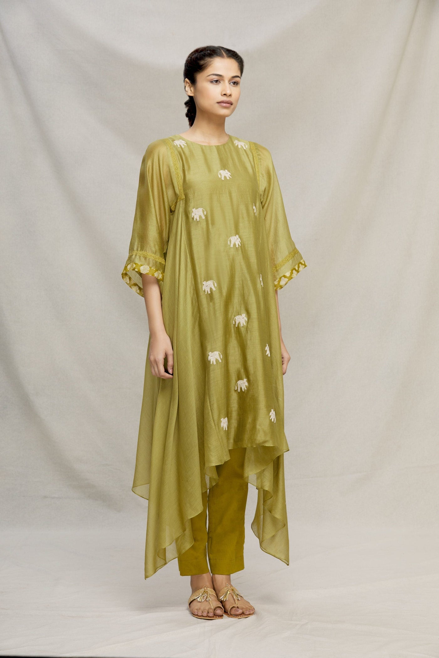 ELEPHANT HAND EMBROIDERED SIDE ASSY KURTA Fashion MYOHO 