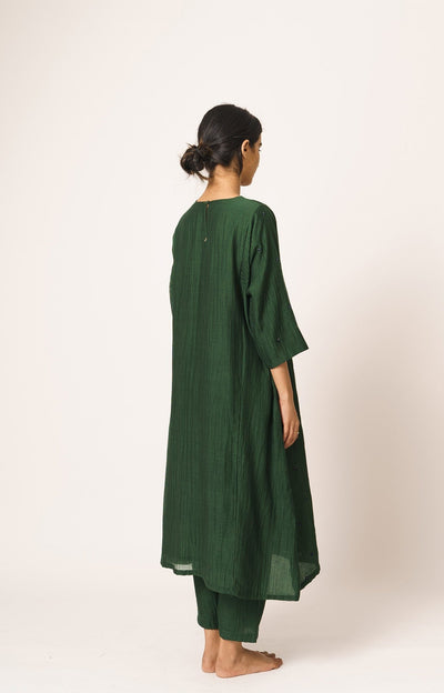 Emrald Chanderi Kurta and Pant Set with Resham and Zari Embroidery Fashion DOT