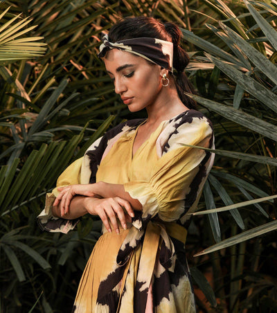 Flying Flower Fashion Khara Kapas