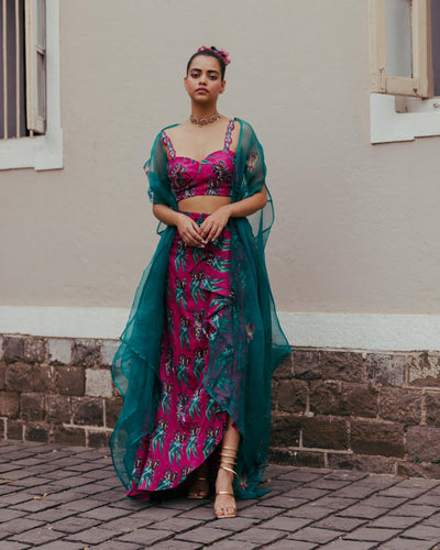 Gajner Silk Set With Cape Fashion JodiLife XXS Skirt Set with Cape