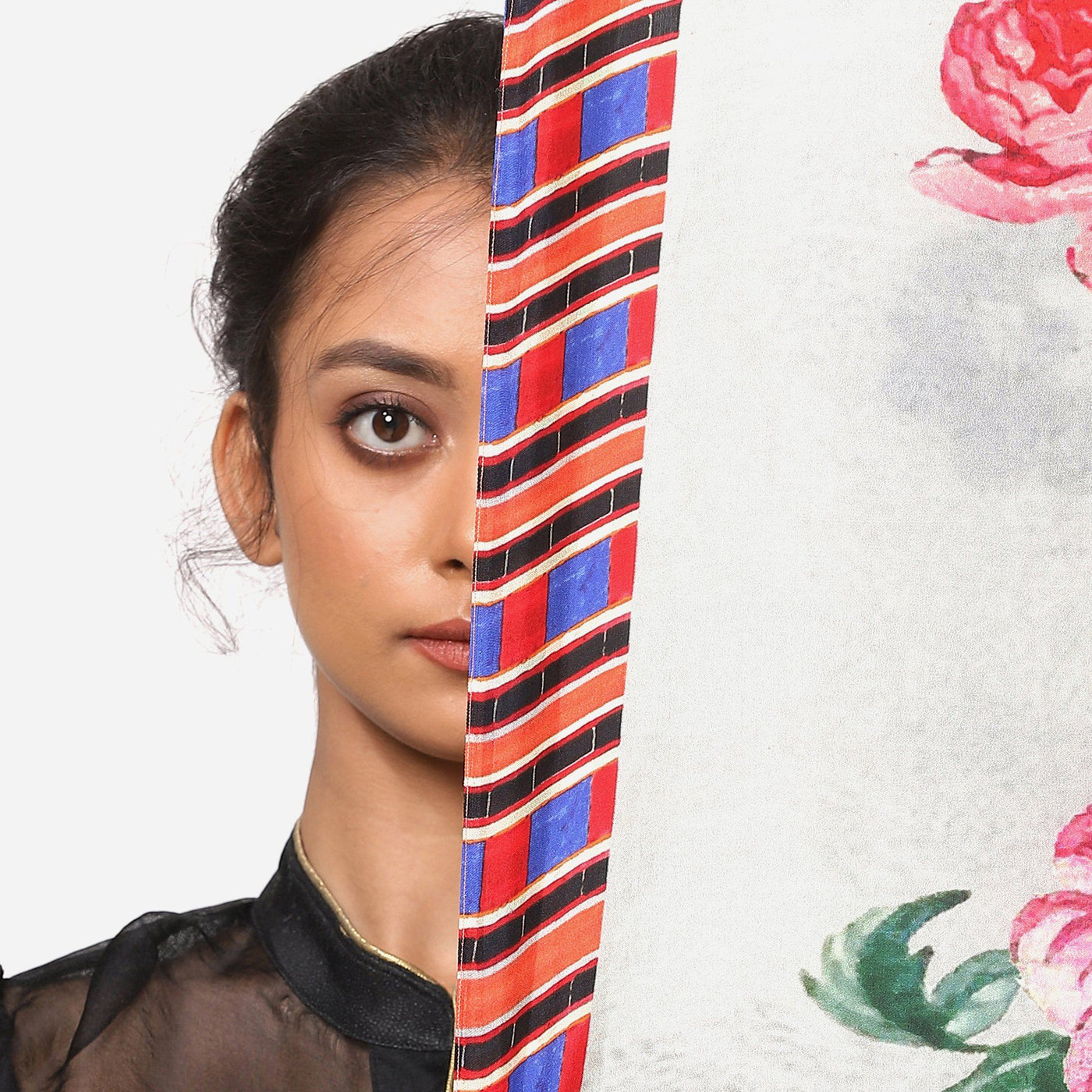 Garden of Paradise Scarf Fashion Yam