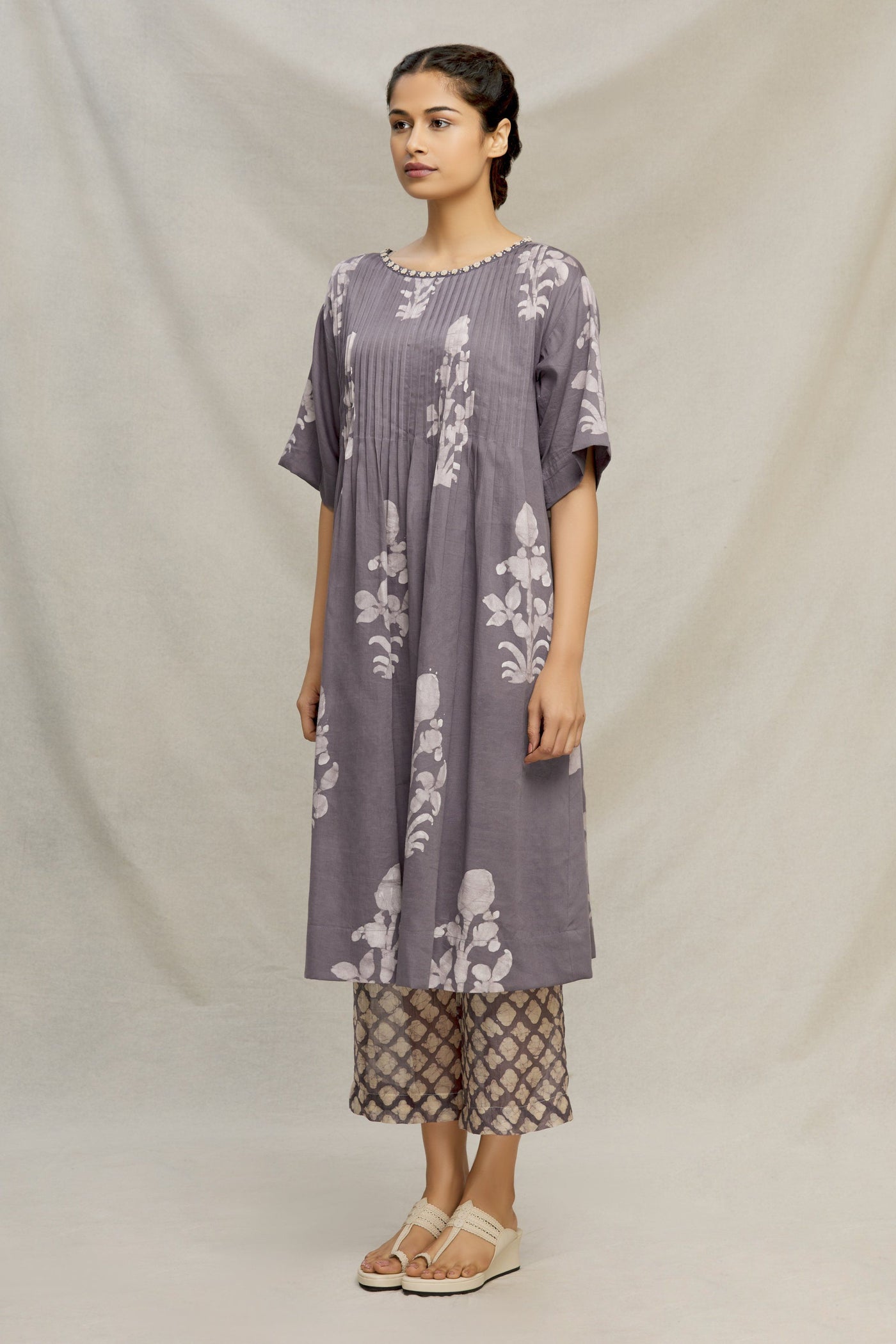 GREY BATIK PLANT TUCK KURTA WITH BOAT NECK AND BULLION HAND EMBROIDERY Fashion MYOHO 