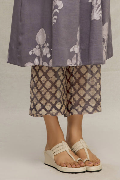 GREY BATIK PLANT TUCK KURTA WITH BOAT NECK AND BULLION HAND EMBROIDERY Fashion MYOHO 