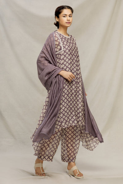 GREY THREAD EMBROIDERED KURTA SET Fashion MYOHO 