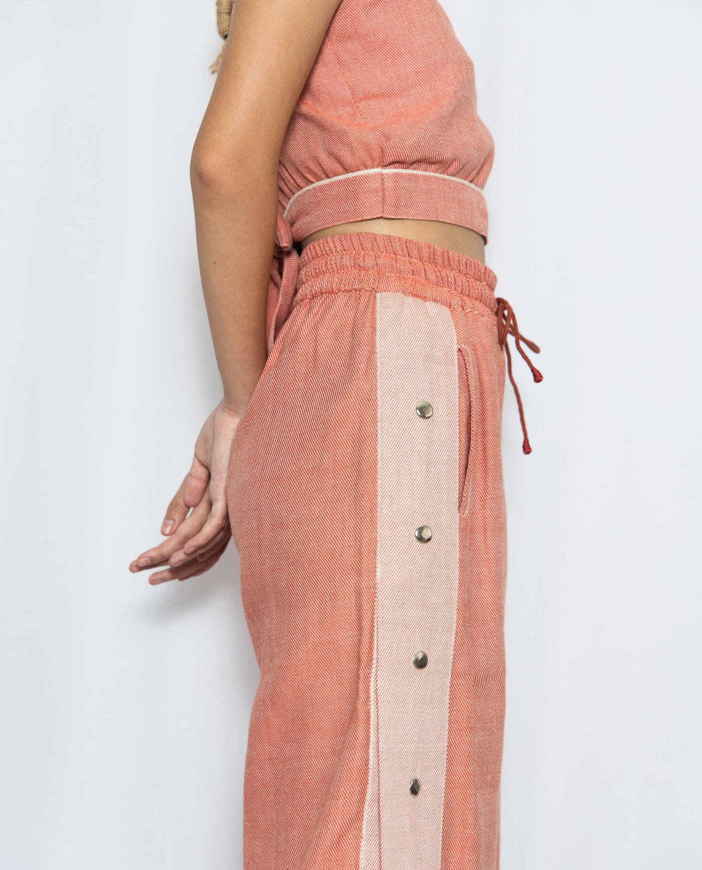 Groovy Coral Buttoned Pants Fashion Rias 