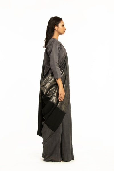 Handwovem Grey Black Engineered Cotton Saree Fashion Akaaro