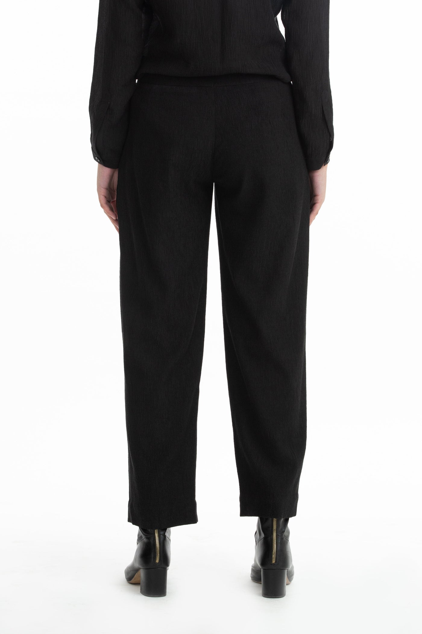 Handwoven Balck Pintuck Panelled Trousers Fashion Akaaro