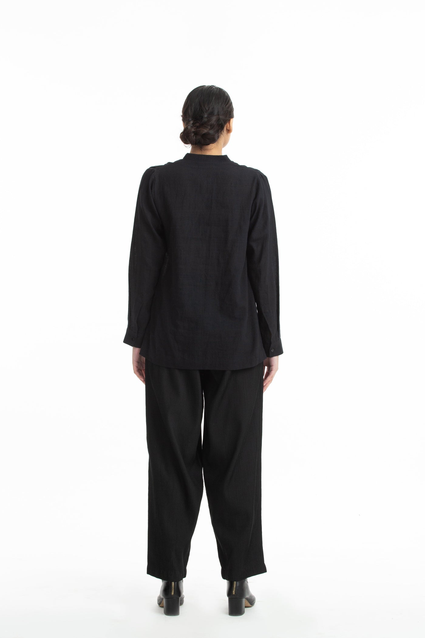 Handwoven Collared Black Cotton Top Fashion Akaaro
