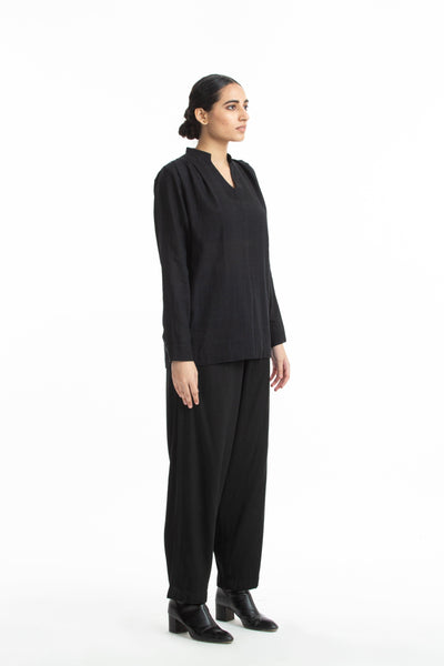Handwoven Collared Black Cotton Top Fashion Akaaro