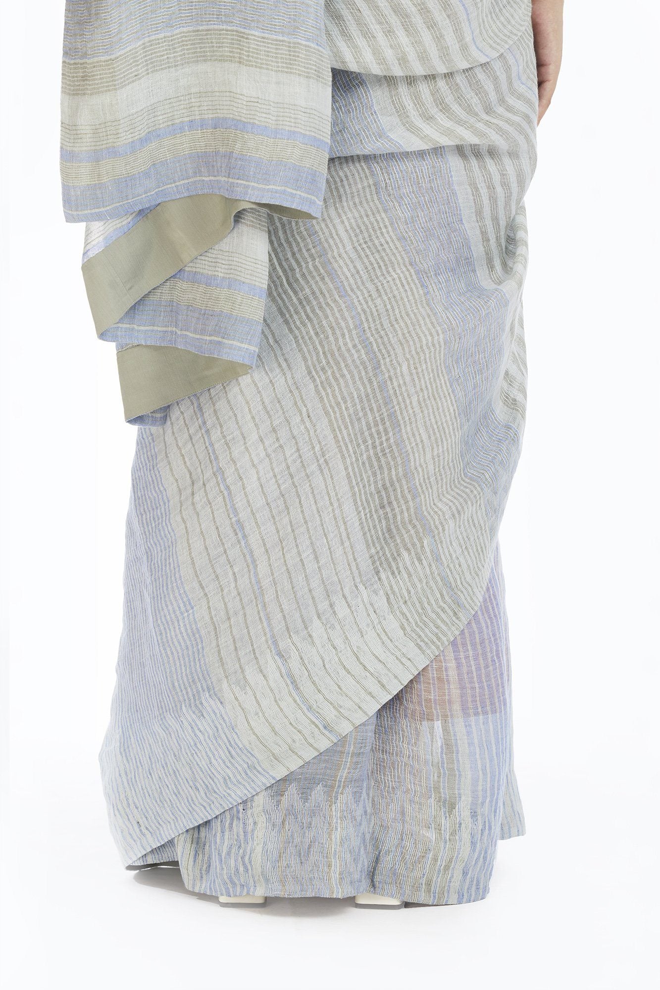 Handwoven Engineered Jaamdani Striped Linen Saree Fashion Akaaro