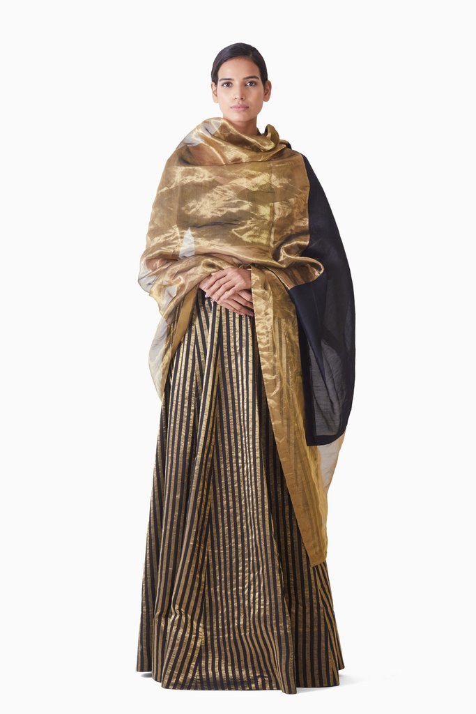 Handwoven Gold Black Metallic Dupatta Fashion Akaaro 
