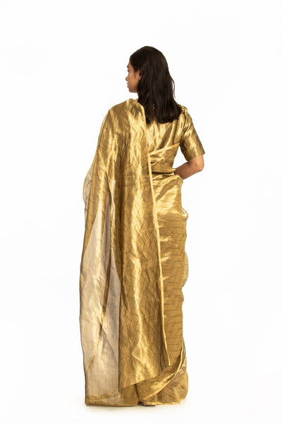 Handwoven Liquid Molten Gold Rectangle Textured Saree Fashion Akaaro
