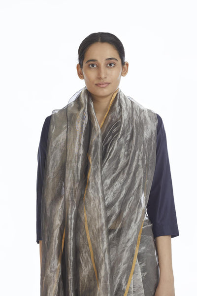 Handwoven Liquid Molten Silver Metallic Saree Fashion Akaaro