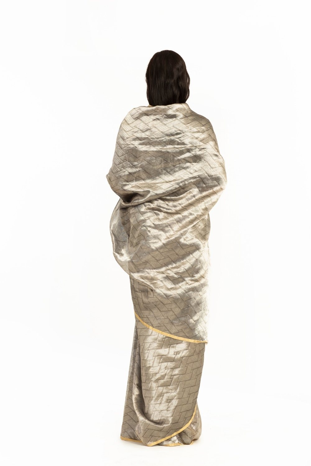 Handwoven Liquid Molten Silver Rectangle Textured Saree Fashion Akaaro