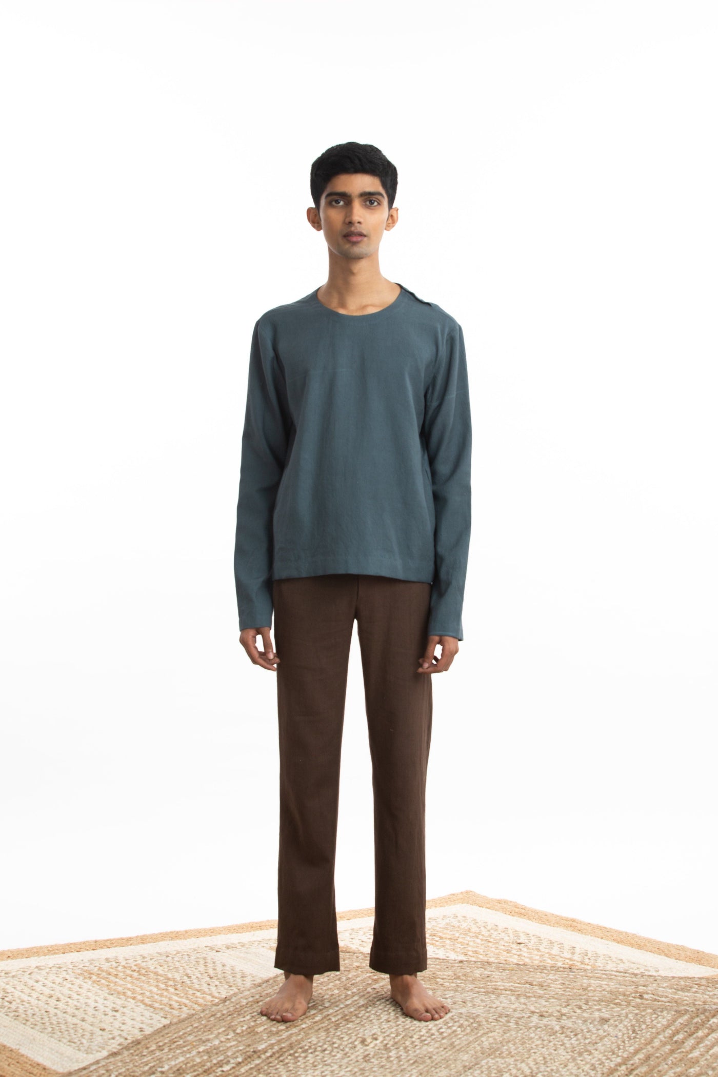 Handwoven Round Blue Pullover Zen Shirt Men Akaaro Men 