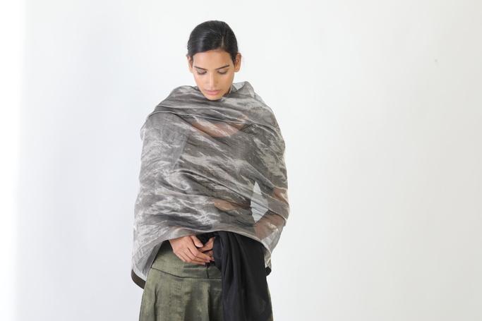 Handwoven Silver Black Metallic Dupatta Fashion Akaaro