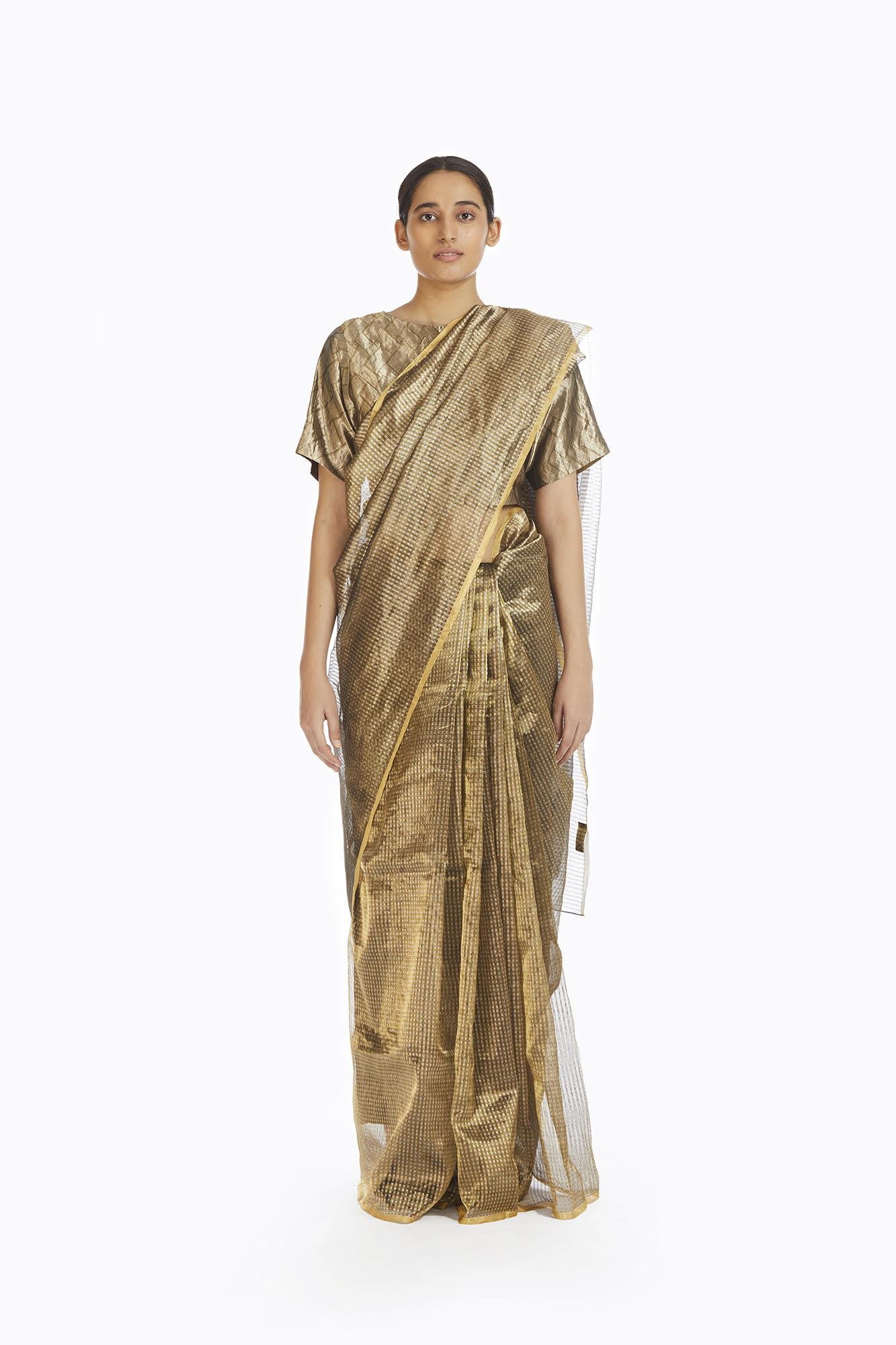Handwoven Silver On Gold Textured Metallic Saree Fashion Akaaro