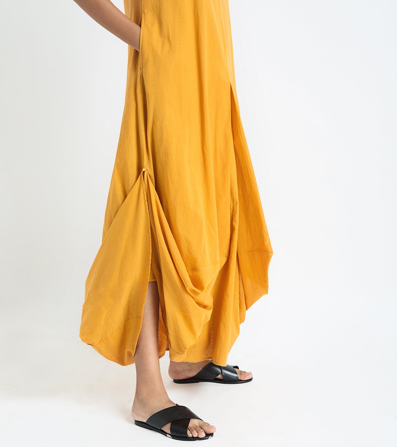 HEAT WAVE Fashion Khara Kapas