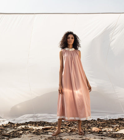 In the Pink Fashion Khara Kapas