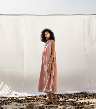 In the Pink Fashion Khara Kapas